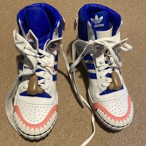 Adidas Kerwin Humanarchives